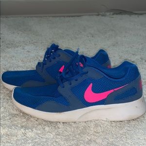 Nike Women’s Sneakers